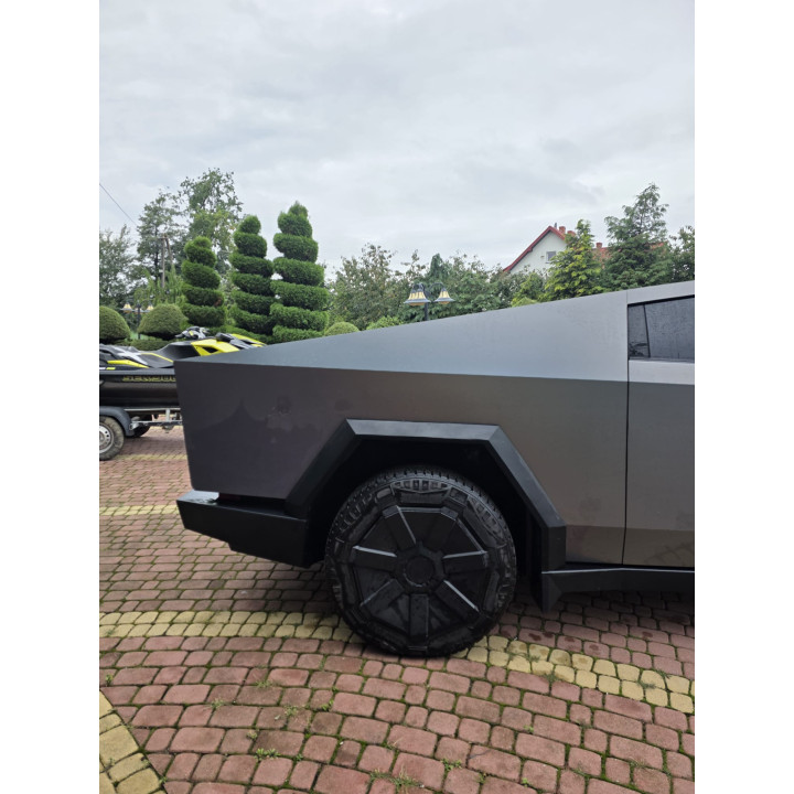 Tesla Cybertruck Foundation Series 2024 – zarejestrowany w Polsce