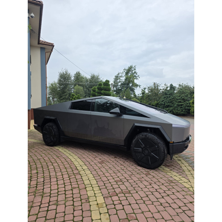 Tesla Cybertruck Foundation Series 2024 – zarejestrowany w Polsce