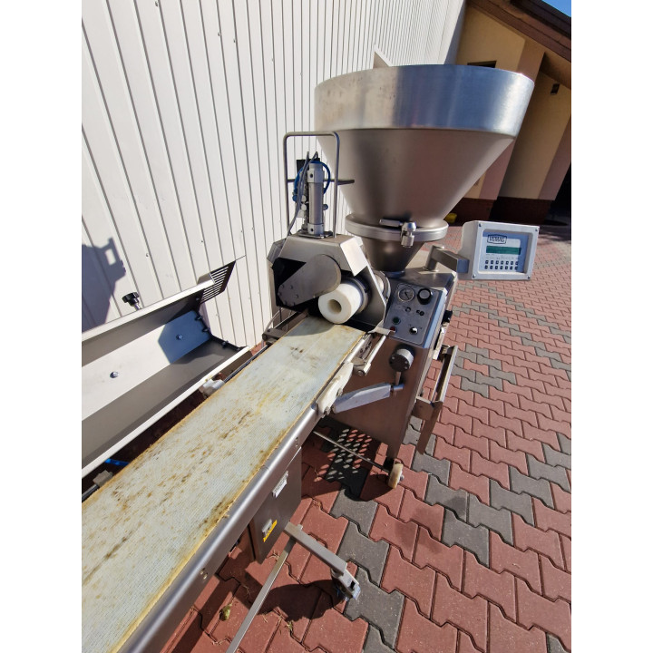 VEMAG R 500 Vacuum Filler | 2004 | 5.7 kW | with Conveyor