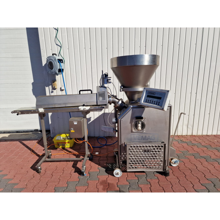 VEMAG R 500 Vacuum Filler | 2004 | 5.7 kW | with Conveyor